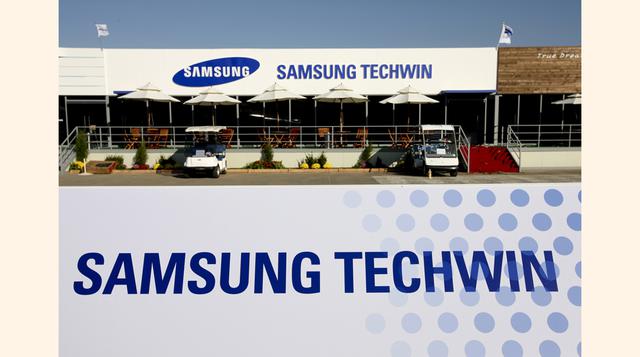 Samsung Techwin, La subsidiaria de Samsung Group desarrolla tecnología de vigilancia y armas, y emplea a más de 4,900 personas. También desarrolla  sistemas de artillería para tanques de guerra, como los de Corea del Sur. Ventas por armas: US$ 760 millone