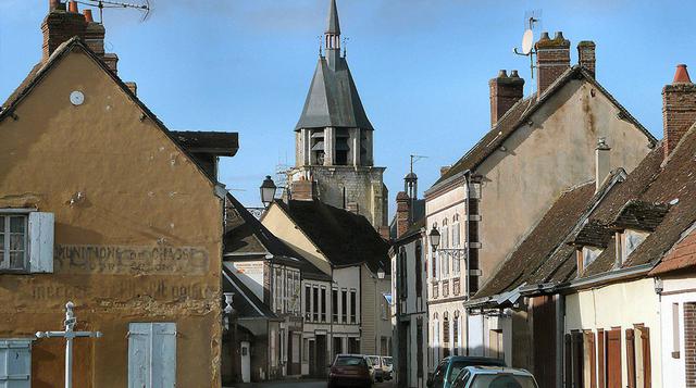 3) Illiers – Combray: El pueblo que queda a dos horas en auto al oeste de París, Francia acaparó la atención del público gracias a la obra de Marcel Proust “En busca del tiempo perdido”