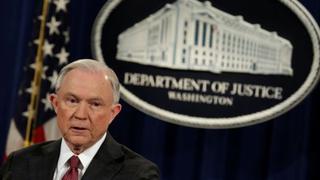 Este es Jeff Sessions, la inflexible eminencia en el gobierno de Trump que mintió al Senado