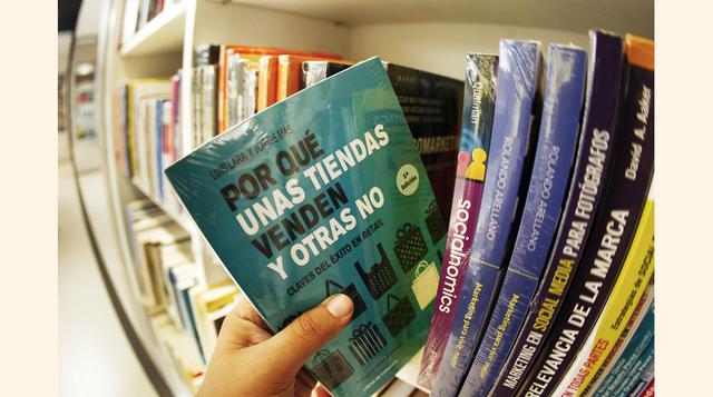“Por qué unas tiendas venden y otras no”. En este libro, Luis Lara y Jorge Mas explican el método para gestionar un establecimiento exitoso. (Foto:Manuel Melgar)