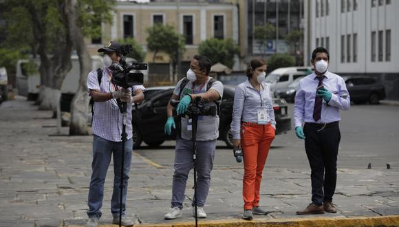 Periodistas de diferentes medios se han quejado por la prohibición de ingreso al Congreso. (Anthony Niño de Guzmán/GEC)