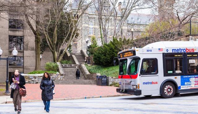 FOTO 9 | Distrito de Columbia - Universidad de Georgetown. Costos de matrícula, alojamiento, comida y otros costos, 2016-17: US$ 69,313. Precio promedio pagado por un estudiante con ayuda / beca, 2015-2016: US$ 26,625. Ubicación: Washington, DC

Sector: privado sin fines de lucro. Número de estudiantes: 18,525. (Foto: Shutterstock)