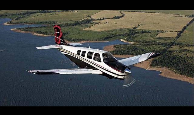 FOTO 6 | 10. Beechcraft G36 Bonanza. Precio: US$ 759.000. El Beechcraft Bonanza es un monoplano utilitario fabricado en Estados Unidos e introducido en 1947 por la compañía The Beech Aircraft Corporation. El modelo Bonanza 36, tiene un alcance de 643 mill