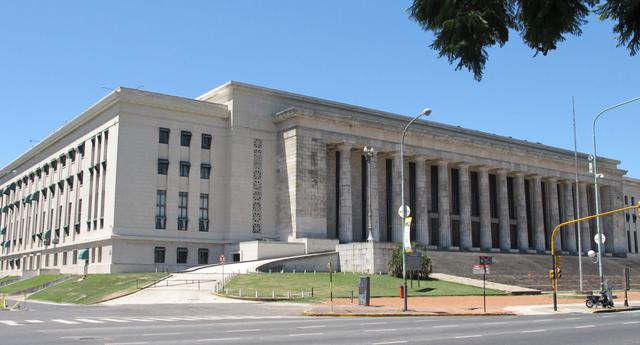 FOTO 8 | Universidad de Buenos Aires en Argentina mantuvo su octava ubicación este año para el 2020. (Foto: Universidad de Buenos Aires)