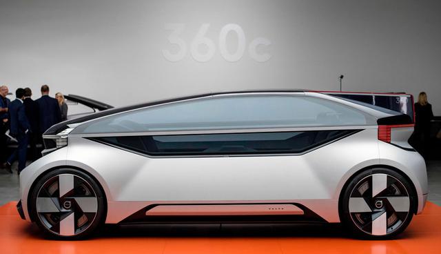 FOTO 4 | Volvo dijo que el 360c ampliaría su base de clientes aprovechando la demanda de los pasajeros de taxi interurbanos que viajan hasta 300 km. (Foto: AFP)
