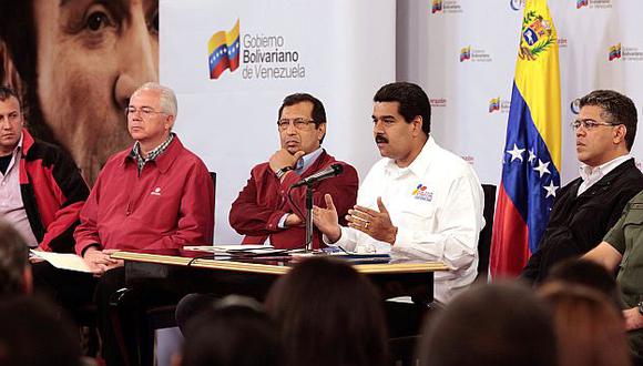 En enero pasado, Perú prohibió el ingreso de Maduro, y a los integrantes de la cúpula de gobierno, además de disponer el bloqueo de sus transferencias bancarias, en cumplimiento de acuerdos del Grupo de Lima, bloque que presiona por la salida del poder del mandatario socialista. (AFP)