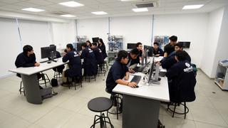 Escolares pueden iniciar estudios de carreras técnicas mientras cursan el último año del colegio