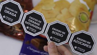 Uruguay: Empresarios se oponen a identificar alimentos con alto contenido de sal o azúcar