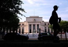 Fed pronostica que inflación se estancará y tardará en bajar hasta el objetivo 
