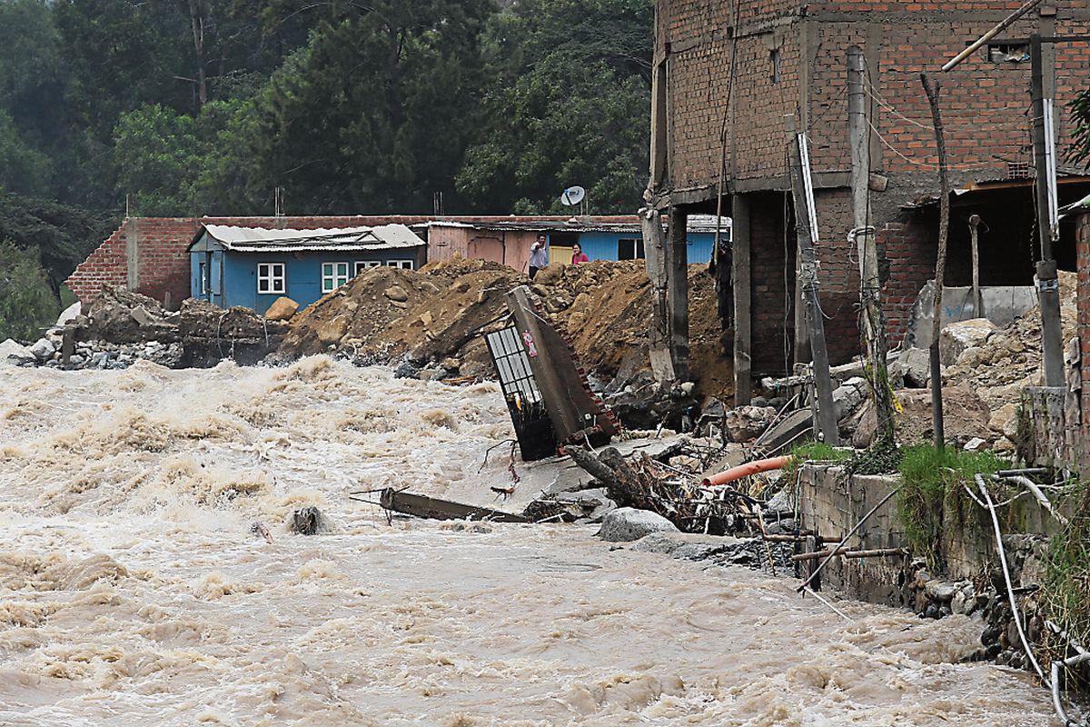 Hay 9.1 millones de personas en riesgo frente a huaicos e inundaciones en el verano | PERU | GESTIÓN