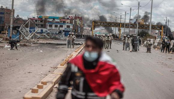 Las revueltas sociales acentuadas en Perú, aumentan las pérdidas de las aseguradoras y reaseguradoras en la región, lo que se refleja en alzas de precios de las pólizas. Foto: EFE/ Aldair Mejía