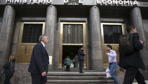 Es la novena ocasión en que Argentina, tercera economía de América Latina, queda en cesación de pagos en su historia. EFE/DAVID FERNÁNDEZ