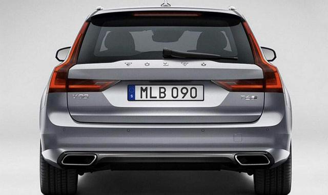 El Cross Country estará disponible en las concesionarias, mientras que el V90 sólo se podrá encargar con pedidos especiales por internet. Volvo recomienda volar a Suecia para recibir el pedido (disfrute el viaje gratis para usted y un amigo a cuenta de Vo