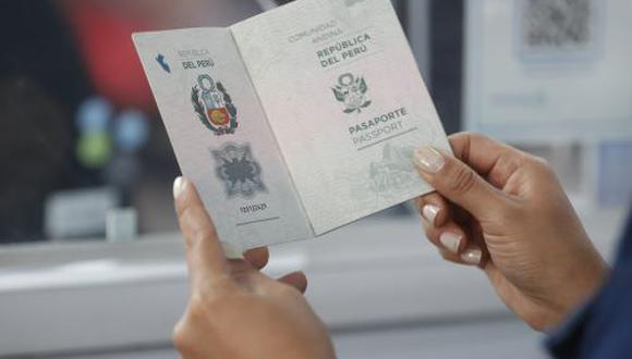 Unos 17,000 pasaportes electrónicos fueron emitidos con fallas durante la gestión anterior por lo que son considerados inválidos. (Foto: Migraciones)