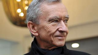 Arnault ‘se da el lujo’ de perder US$ 11,000 millones en un día y no caer en ranking