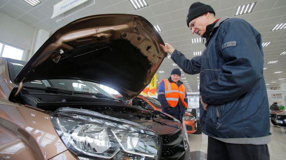 Los nuevos Lada servirán a las compañías públicas de taxi, de alquiler y de turismo en Cuba.