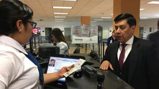 Migraciones: Más de 2,800 extranjeros cambiaron su calidad migratoria este año para quedarse en Perú