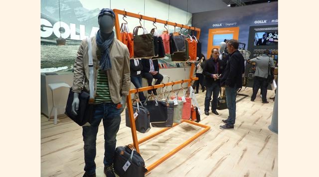 Golla es un habitual del MWC presentando siempre las últimas novedades en bolsas y maletines para portátiles y equipos informáticos o móviles. (Foto: Javier Parker)