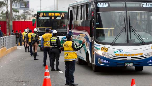 FOTO 2 | Lima tiene 16,751 unidades de transporte en 372 rutas mientras que el Callao tiene 10,054 vehículos en 144 rutas. Lima y Callao tienen en total una flota de 26,805 unidades de transporte público. (Foto: Municipalidad de Lima)