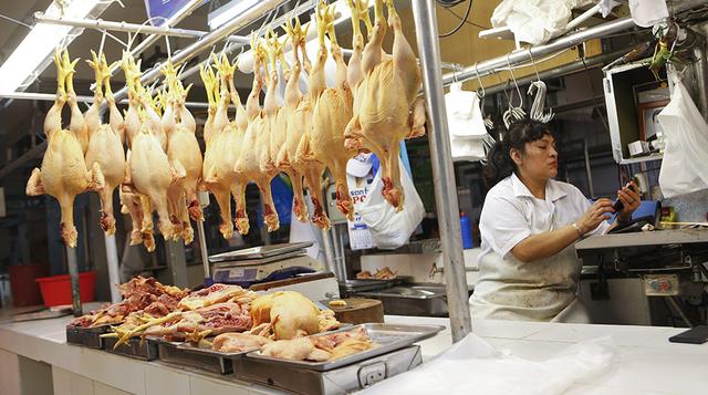 7. Aves. La producción de ave alcanzó las 1.8 millones de toneladas el 2016, evidenciando un incremento de 5,22%, sustentado en las mayores colocaciones de pollitos “BB” en las granjas avícolas de la línea carne. Cabe destacar que, los departamentos que c