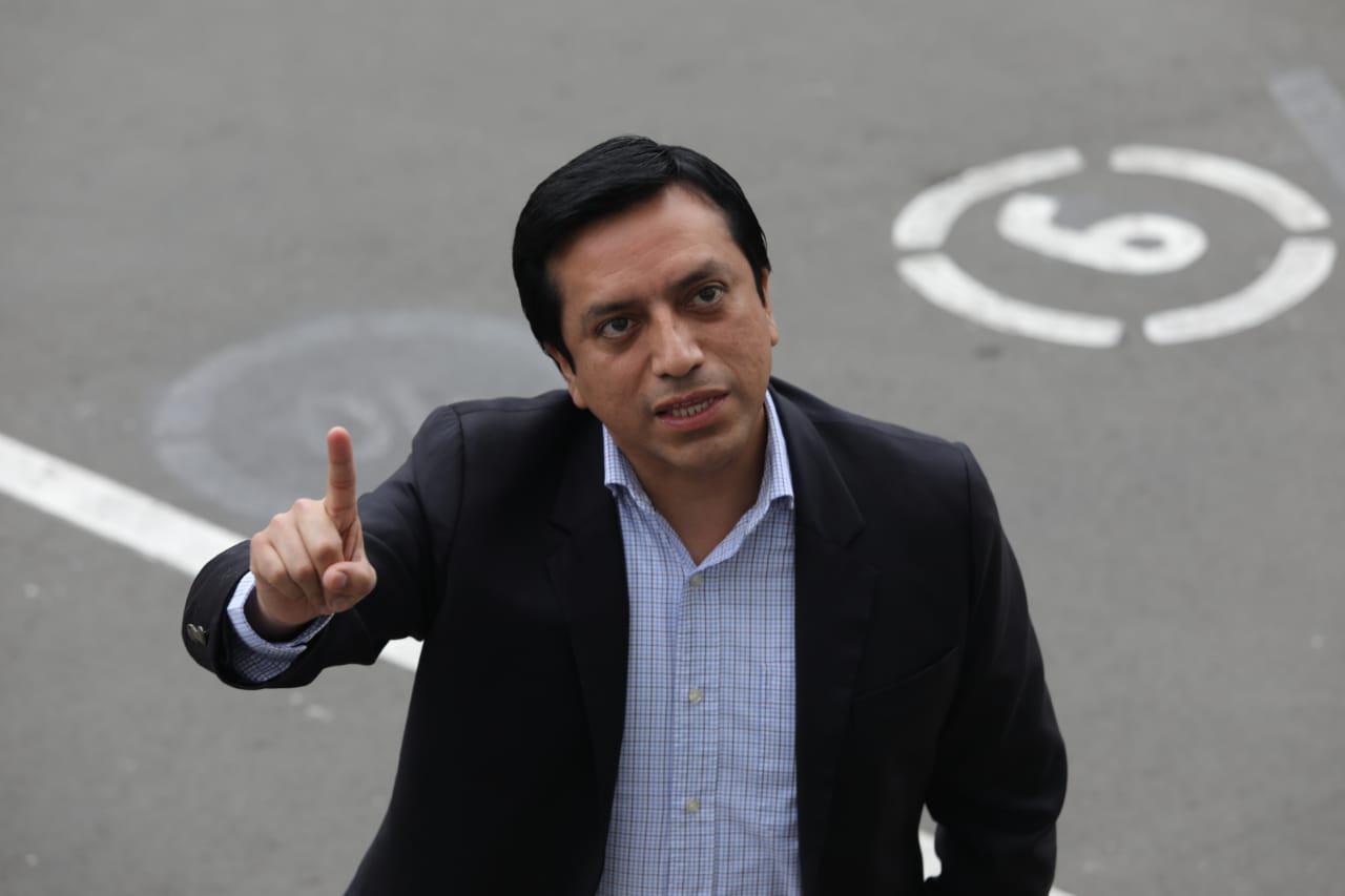 Gilbert Violeta exhortó al JNE pronunciarse sobre una posible reelección de congresistas. (Foto: GEC)