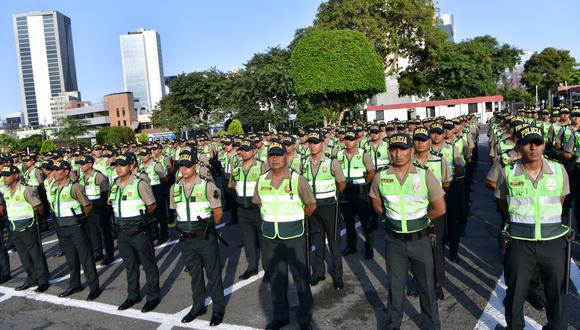 La incorporación de los nuevos efectivos se enmarca en el plan estratégico de la Policía Nacional. Foto: Mininter