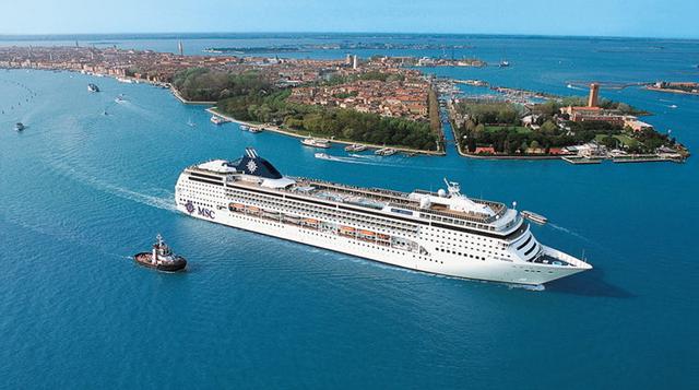 MSC Fantasia y Splendida, cruceros de estilo italiano. Cada uno cuenta con 1,637 camarotes. (Foto: Viaje)