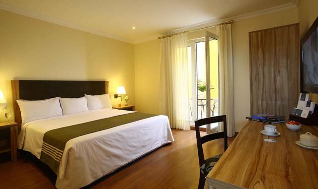 La recuperación de las zonas afectadas del hotel tuvo una duración menor a 60 días, manteniendo la arquitectura colonial con enfoque contemporáneo y los altos estándares de calidad, tecnología y confort en sus instalaciones.