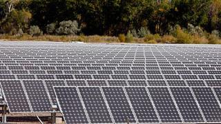 China promete cuadruplicar su capacidad de generación de energía solar para el 2015