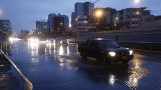 Cinco tips de cómo manejar bajo la lluvia y evitar accidentes