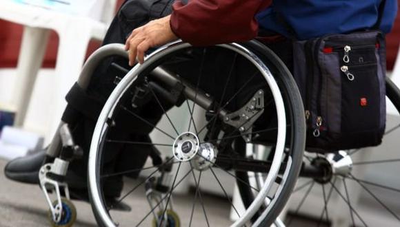 Contar con alguna discapacidad no es impedimento para poder realizar ciertas actividades laborales, pero es importante que este desarrollo vaya de la mano con un paquete de beneficios.