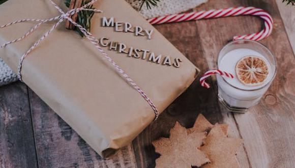 La Navidad es una fecha especial para entregar regalos. Si no quieres que se te pase el tiempo, toma tus precauciones con estos días límites para enviar tus obsequios por correo (Foto: Pexels)