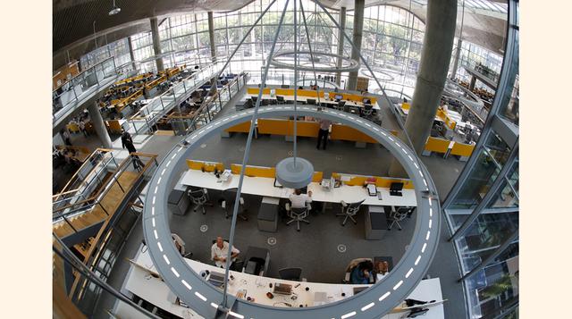 Otra vista general del nuevo Palacio Municipal de la Ciudad de Buenos Aires, que este miércoles será inaugurado. El proyecto se caracteriza por la complejidad y a la vez simpleza en el uso del hormigón a la vista y planos vidriados. (Foto: Reuters)