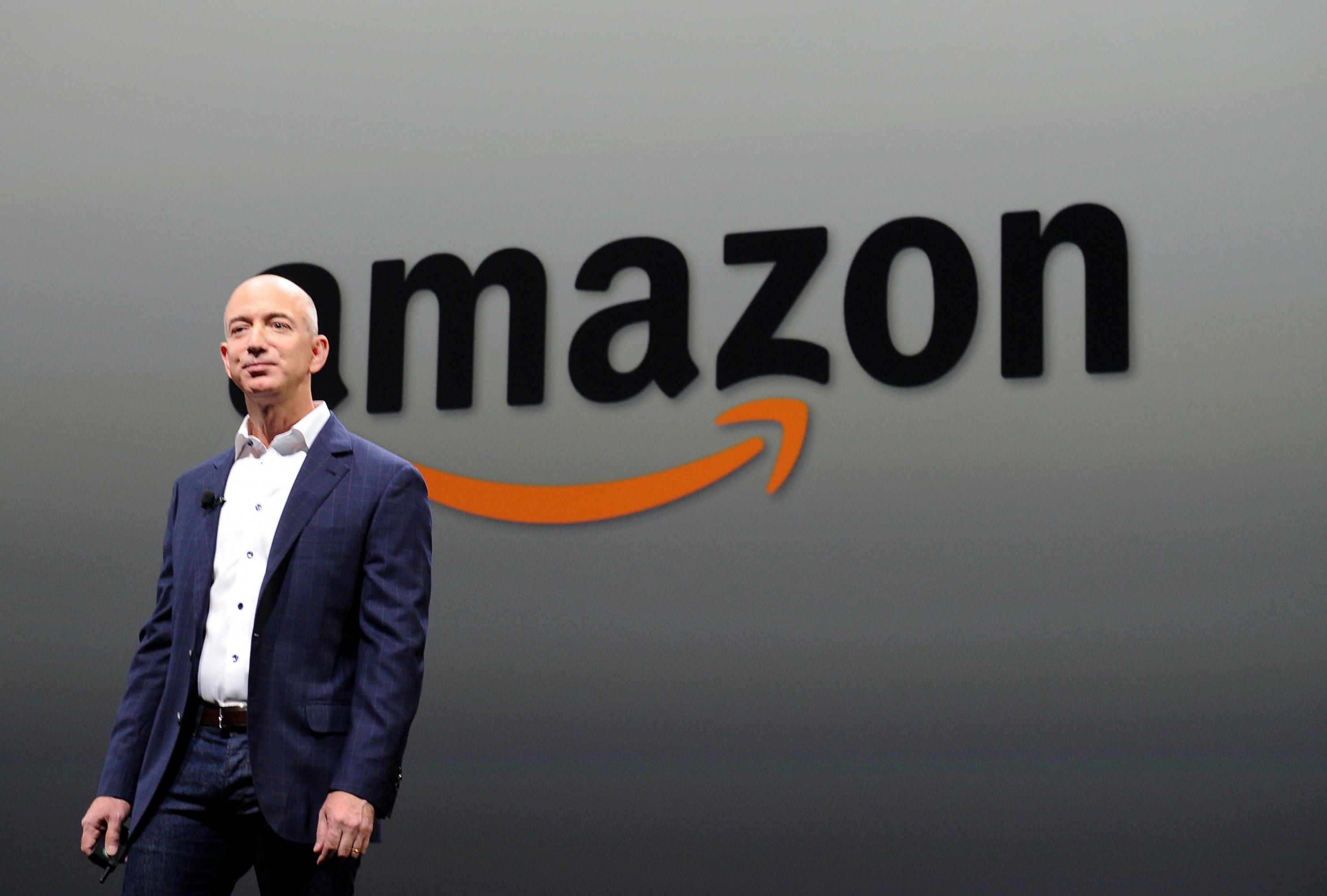 El multimillonario Jeff Bezos es el dueño de Amazon. (Foto: AFP)
