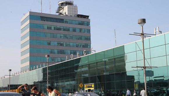 Solo pasajeros con vuelos programados podrán ingresar al terminal del Aeropuerto Jorge Chávez. (Foto: Andina)