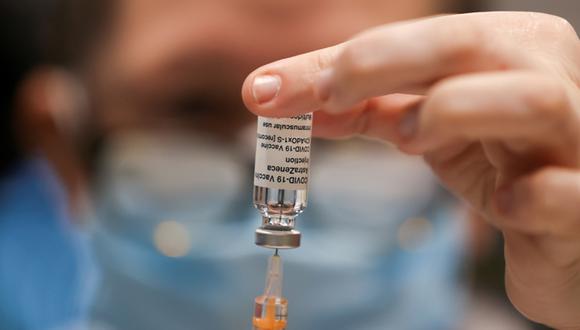 Además de la de AstraZeneca, solamente otras dos vacunas fueron autorizadas en la UE, la de Pfizer-BioNTech y la de Moderna, y se espera que ambas aporten importante volumen en el segundo trimestre. (Foto: Reuters)