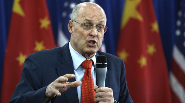 Hank Paulson fue secretario del Tesoro desde el año 2006 hasta el 2009, la peor etapa de la economía de Estados Unidos contemporánea, pues fue en ese momento cuando se desató la crisis subprime. Se ha dedicado a escribir libros sobre temas económicos, ent