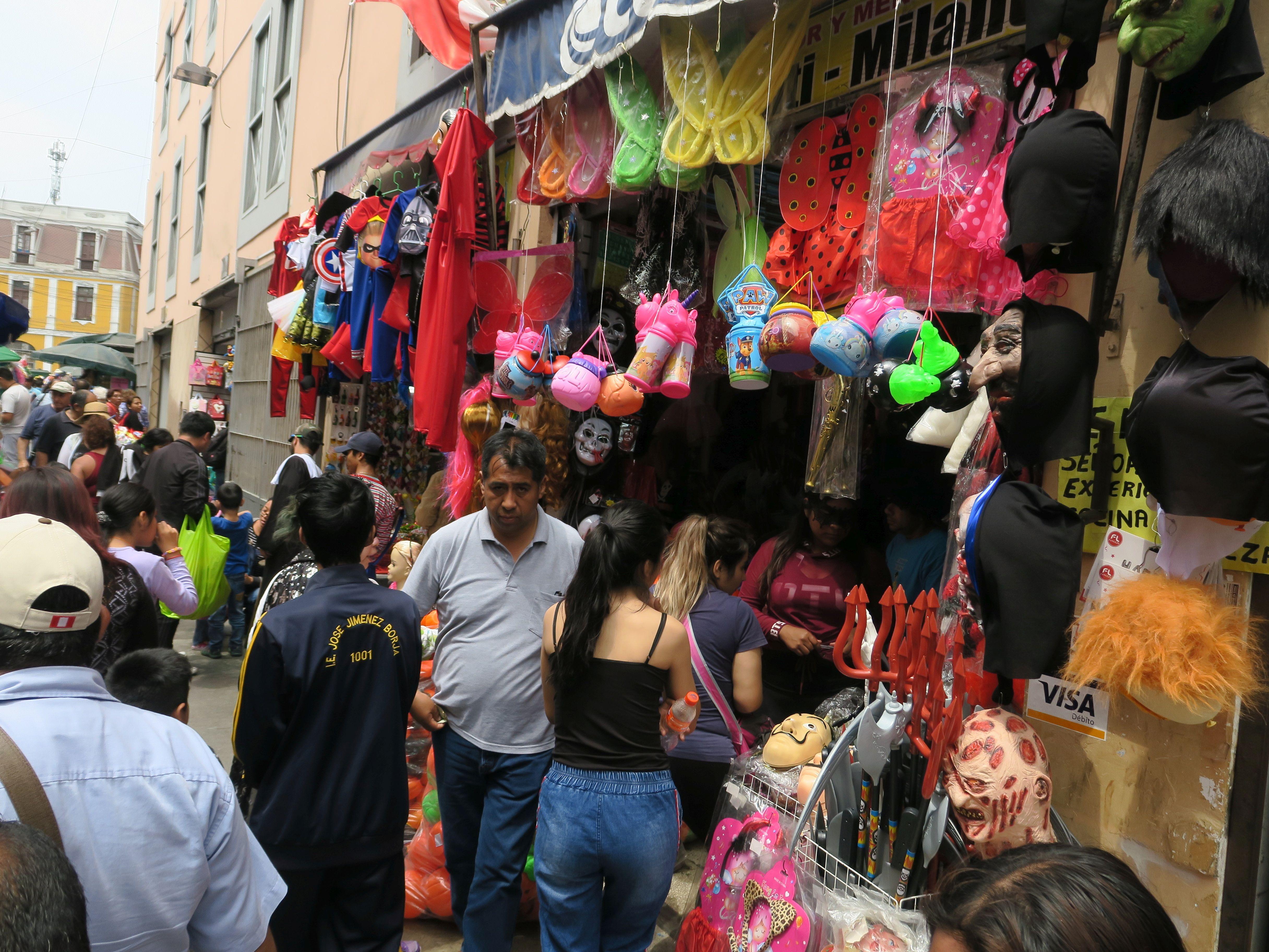 Mesa Redonda es el lugar ideal para hacer las compras por Halloween y decorar la casa con un bajo presupuesto. (Foto: GEC)
