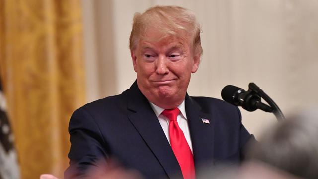 La defensa señaló que los parlamentarios buscan sacar a Trump sin fuertes motivos. (Foto: AFP)