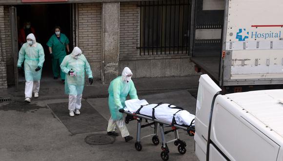 Confirman el fallecimiento de 11 peruanos a causa del coronavirus en España. (Foto referencial: AFP/Oscar Del Pozo)