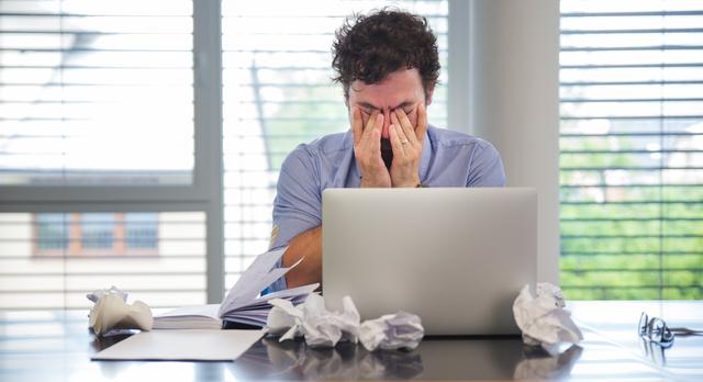 FOTO 1 | 1. Organizar el tiempo
En el mercado laboral actual las personas suelen cumplir múltiples tareas, lo cual desconecta al trabajador con lo que venía ejecutando.
Por eso, es fundamental que organices el tiempo distinguiendo qué cosas son importantes y urgentes para realizarlas en la mañana, cuando la creatividad y productividad son mayores. (Foto: Freepik)