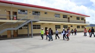 Autoridades dan visto bueno a colegio de S/. 30 millones financiado por proyecto Las Bambas