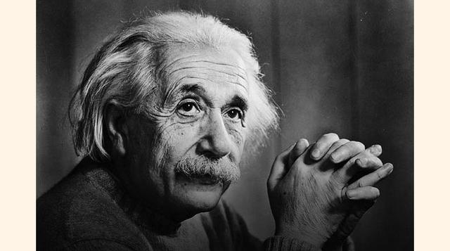 2. Albert Einstein. "Hay una fuerza motriz más poderosa que el vapor, la electricidad y la energía atómica: la voluntad".