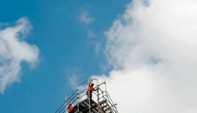 FOTO 2 | 2. Definir prioridades
Consiste en realizar un mapeo de los impactos sobre los ODS en la empresa, identificando a través de toda la cadena de valor los impactos positivos y negativos, actuales y potenciales sobre los ODS.
Una vez la organización conozca su impacto sobre los ODS, debe identificar aquellos objetivos con los que alinear su actividad principal de negocio y empezar a definir prioridades de actuación, así como recopilar indicadores que le ayuden a medir el progreso.