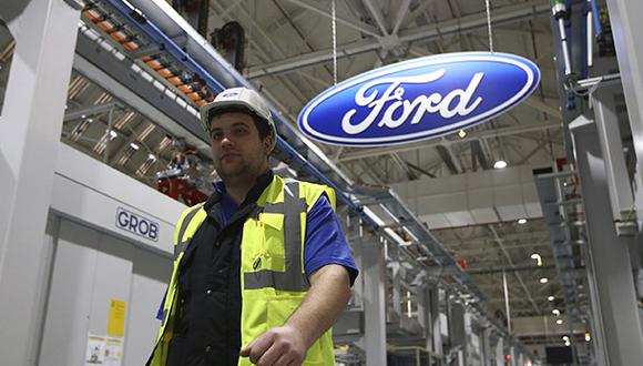Ford señaló que sus plantas de Windsor y Oakville, otra ciudad canadiense, estaban funcionando con capacidad reducida. (Foto: Getty Images)