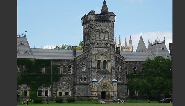 FOTO 19 | Universidad de Toronto, Canadá. Puntuación total: 195.1.