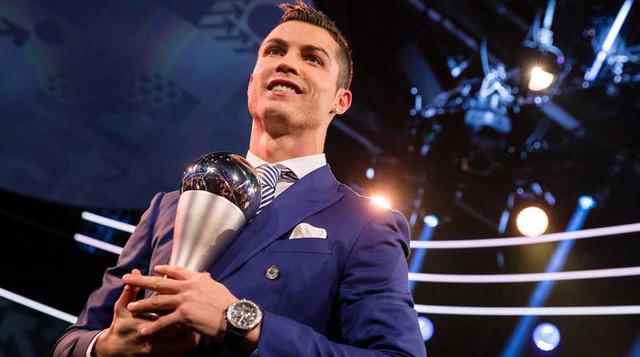 Premio FIFA The Best al mejor jugador: Cristiano Ronaldo (Portugal). Ronaldo cierra de esta manera un 2016 inolvidable: &quot;Es increíble. Tengo que agradecer a mis compañeros de Portugal, del Real Madrid, mis entrenadores, mi familia… Y lo digo: el 2016