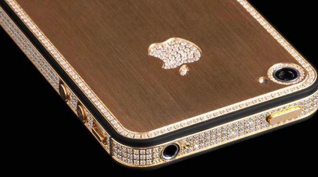 La sección trasera cuenta con un chapado de oro de 24 k con el logotipo de Apple, y otros 53 impecables diamantes. (Foto: Megaricos)