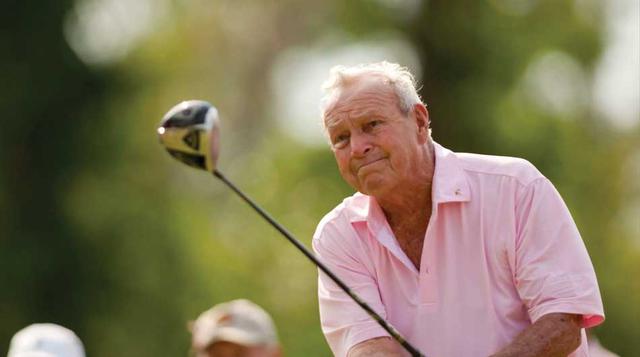 Arnold Palmer. “El rey”, como se le apodaba, fue uno de los mejores golfistas profesionales de la historia. Con 87 años de edad, falleció el 25 de septiembre en Pennsylvania. (Foto: Getty)