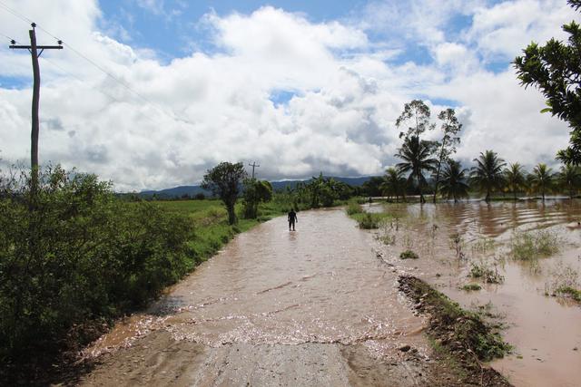 El río Sisa, afluente del Huallaga, incrementó su caudal y de desbordó afectando algunos sectores del distrito San Hilarión (Fotos: Municipalidad de San Hilarión)